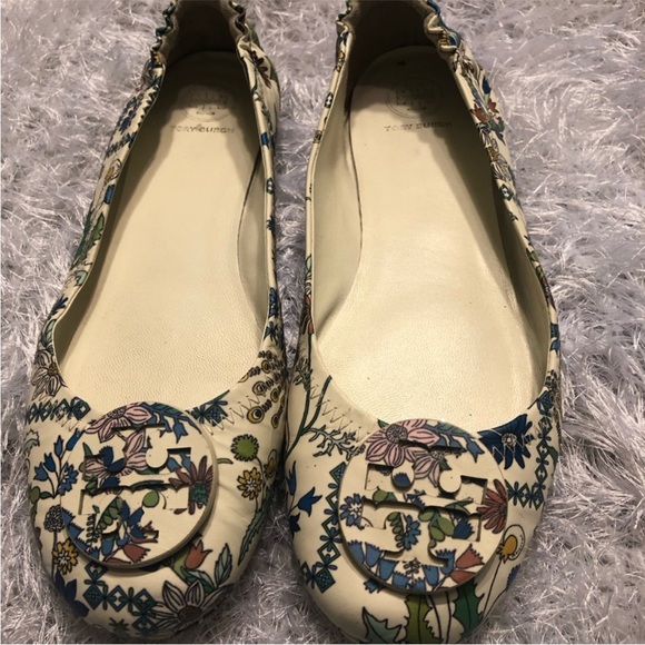 Tory Burch Shoes - Tory Burch Floral Cream Ballet Flats
